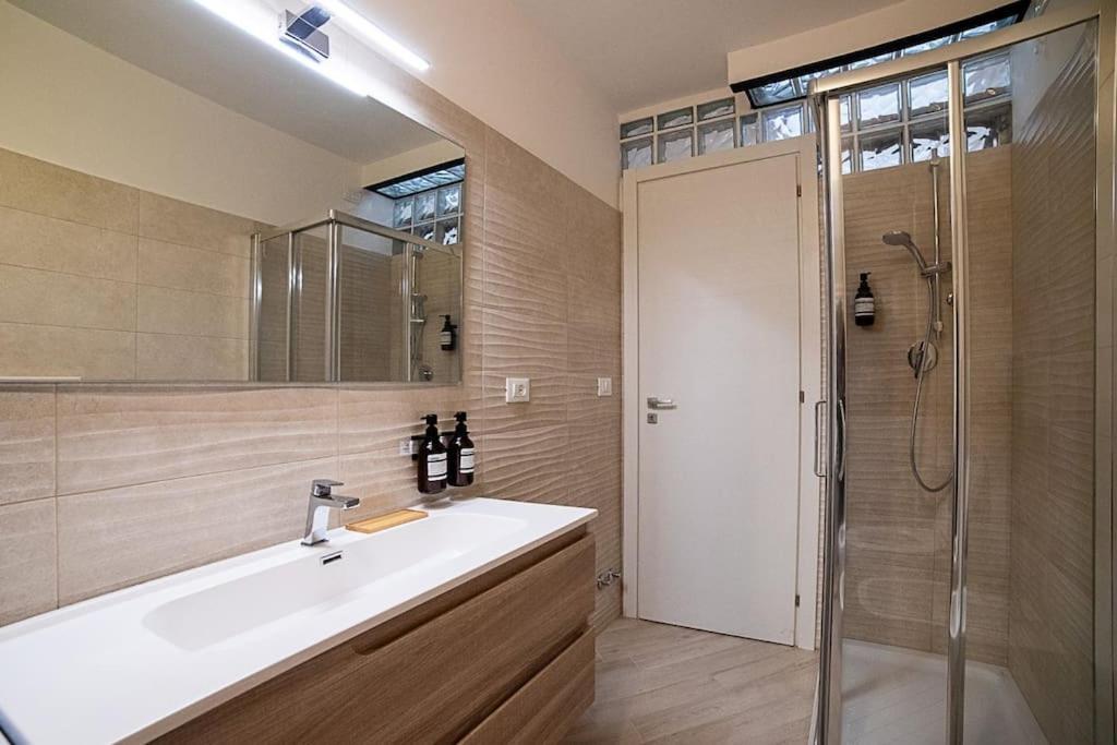 Appartamento Elegante E Moderno A 100 M Dal Duomo L'Aquila Eksteriør billede